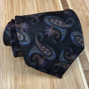 JZ‎ Richards Paisley Silk Neck Tie